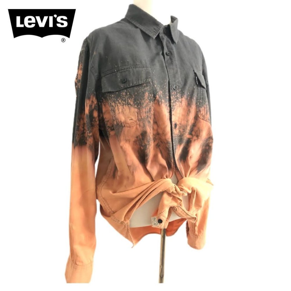 Levi's Bleach Dye Button Down - XL